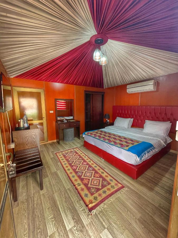 Rum Oasis Luxury Camp Wadi Rum Eksteriør billede