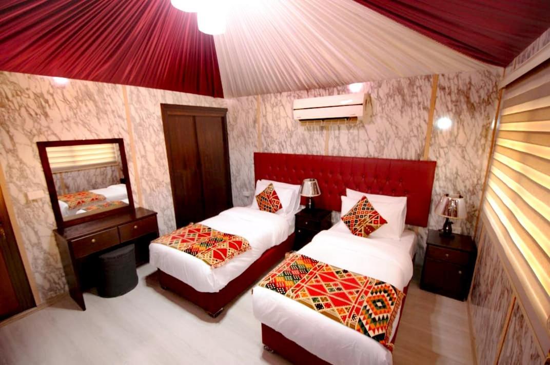 Rum Oasis Luxury Camp Wadi Rum Eksteriør billede