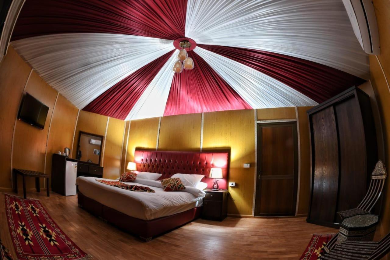Rum Oasis Luxury Camp Wadi Rum Eksteriør billede