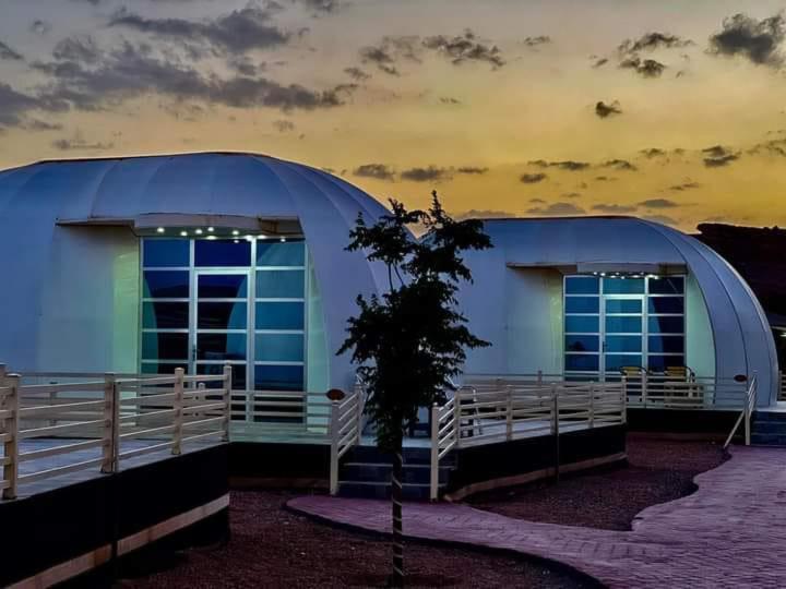 Rum Oasis Luxury Camp Wadi Rum Eksteriør billede