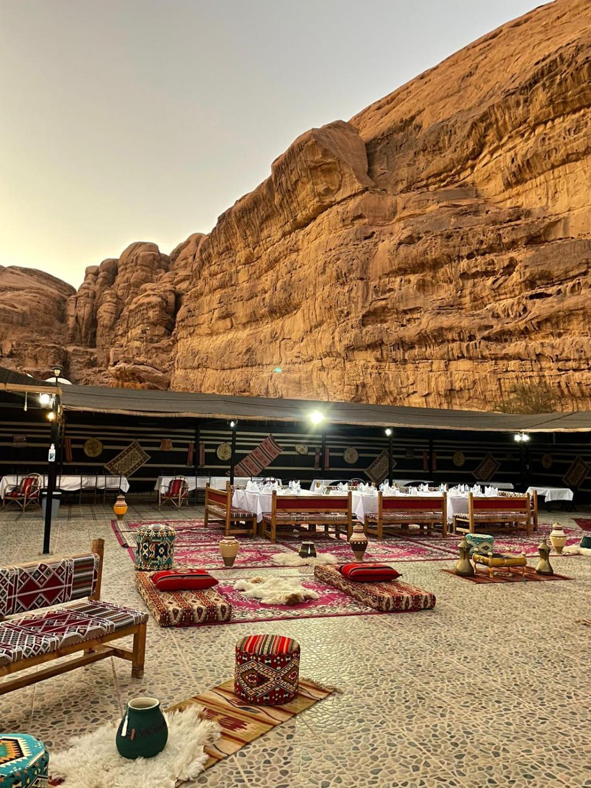 Rum Oasis Luxury Camp Wadi Rum Eksteriør billede