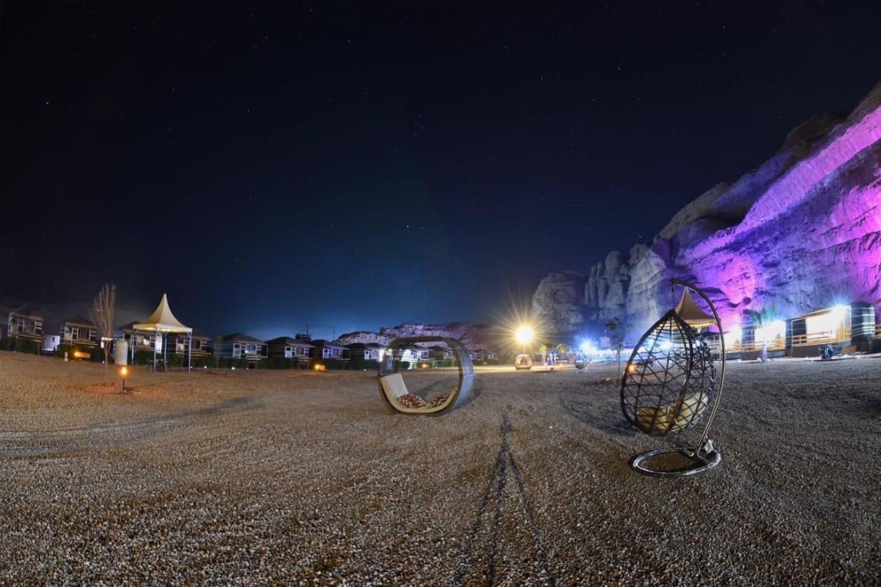 Rum Oasis Luxury Camp Wadi Rum Eksteriør billede