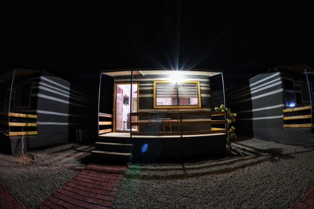 Rum Oasis Luxury Camp Wadi Rum Eksteriør billede
