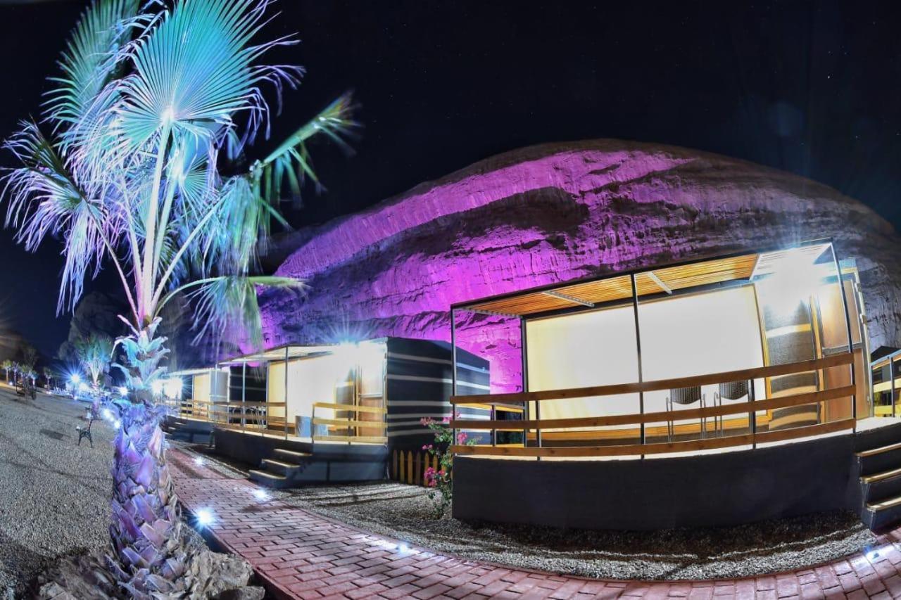 Rum Oasis Luxury Camp Wadi Rum Eksteriør billede